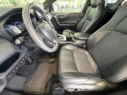 Used 2023 Toyota RAV4 XSE AWD/4WD image 20