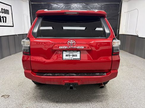 Used 2016 Toyota 4Runner SR5 Premium AWD/4WD image 4
