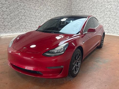 Used 2019 Tesla Model 3 AWD/4WD image 3