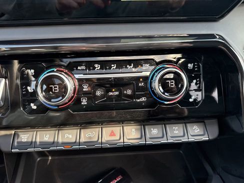 New 2026 GMC Sierra 2500 AT4X AWD/4WD image 21