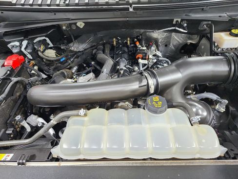 Used 2024 Ford Expedition Limited RWD image 18