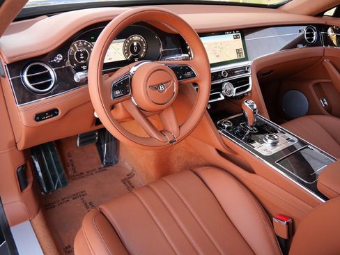 New 2026 Bentley Flying Spur Plug-In Hybrid image 2