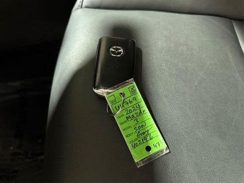 Used 2024 MAZDA MAZDA3 s FWD image 28
