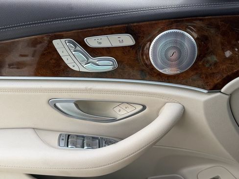 Used 2020 Mercedes-Benz E 350 4MATIC Sedan image 26