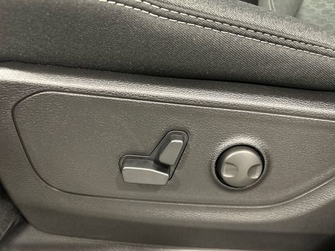 New 2026 RAM 1500 Big Horn AWD/4WD image 17