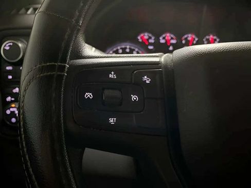 Used 2025 Chevrolet Silverado 1500 Custom Trail Boss w/ LPO, Dark Essentials Package AWD/4WD image 29
