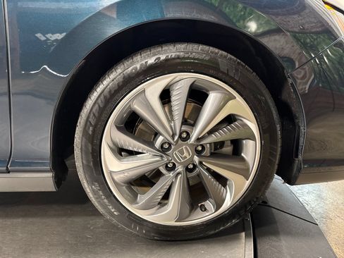 Used 2018 Honda Clarity Touring image 14