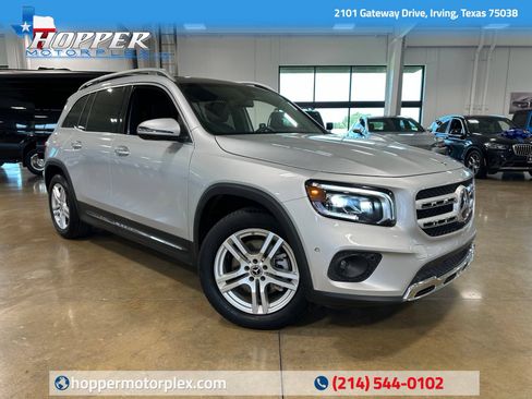 Used 2021 Mercedes-Benz GLB 250 image 1