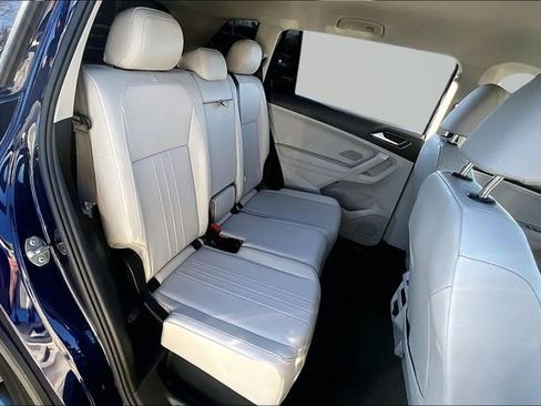 Used 2022 Volkswagen Tiguan SE image 26