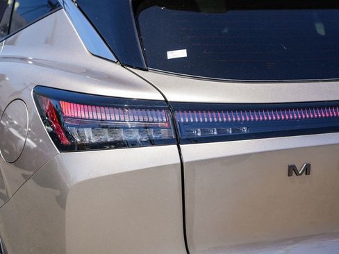New 2026 Nissan Murano Platinum w/ Cargo Package AWD/4WD image 9