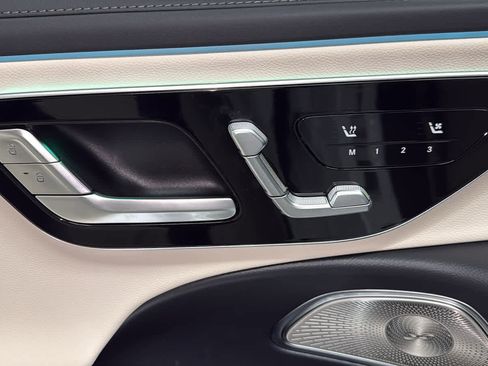 New 2026 Mercedes-Benz E 350 4MATIC Sedan image 17