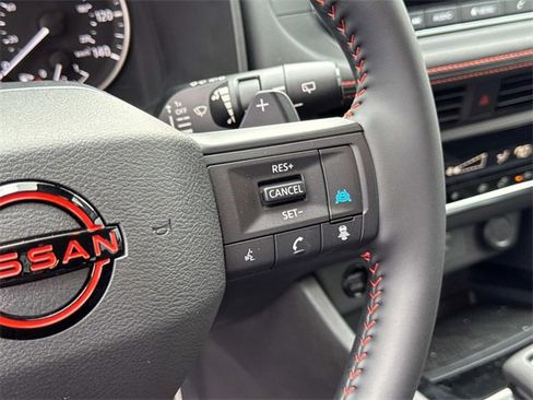 Certified 2026 Nissan Rogue SV image 32