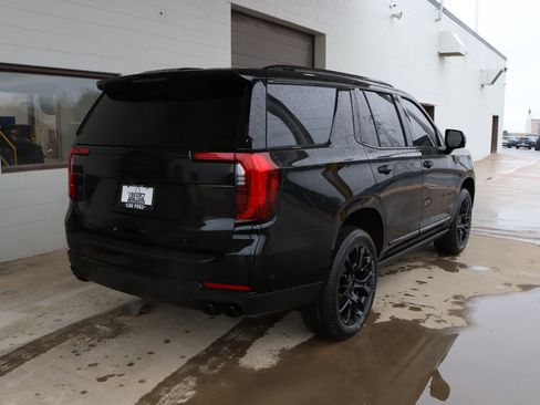 New 2026 GMC Yukon Denali w/ Sun & Power Step Package image 7