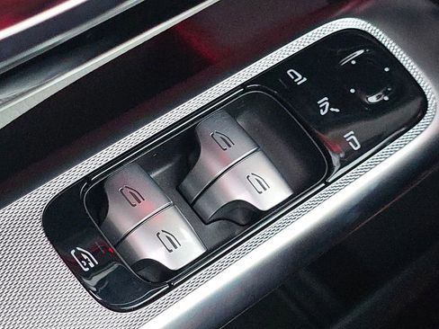 New 2026 Mercedes-Benz GLC 300 4MATIC image 27