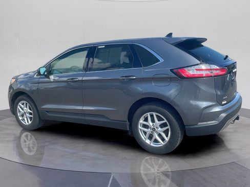 Used 2024 Ford Edge SEL w/ Convenience Package AWD/4WD image 3