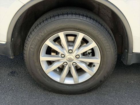Used 2022 Dodge Durango SXT AWD/4WD image 8