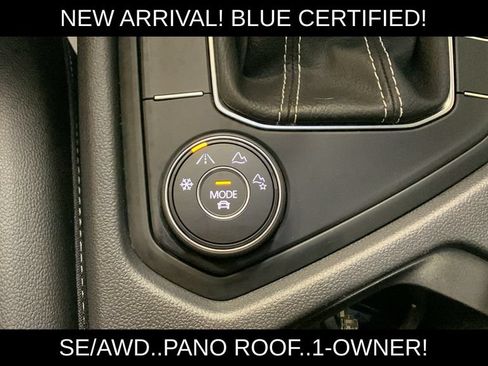 Used 2022 Volkswagen Taos SE w/ Panoramic Sunroof Package FWD image 43