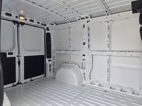 Used 2025 RAM ProMaster 1500 FWD image 30