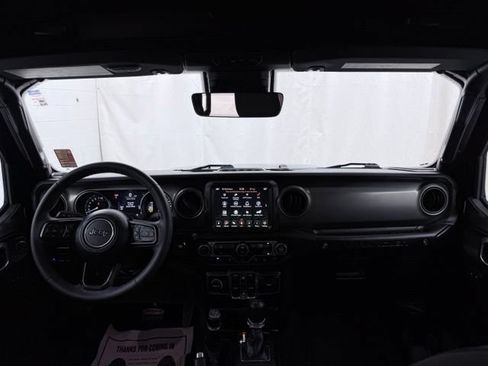 Used 2023 Jeep Wrangler Unlimited w/ Safety Group AWD/4WD image 30