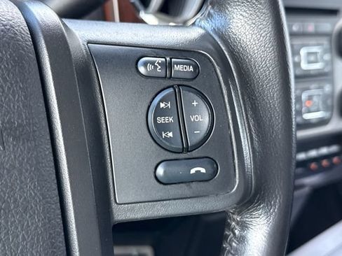 Used 2015 Ford F250 Lariat w/ Lariat Ultimate Package AWD/4WD image 34