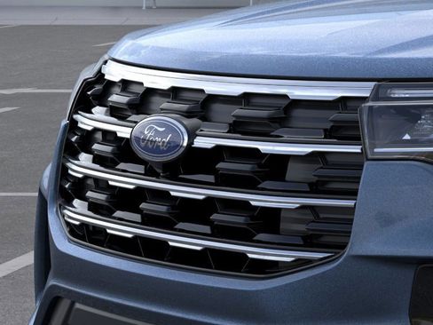 New 2026 Ford Explorer Active w/ Active Comfort Package image 17