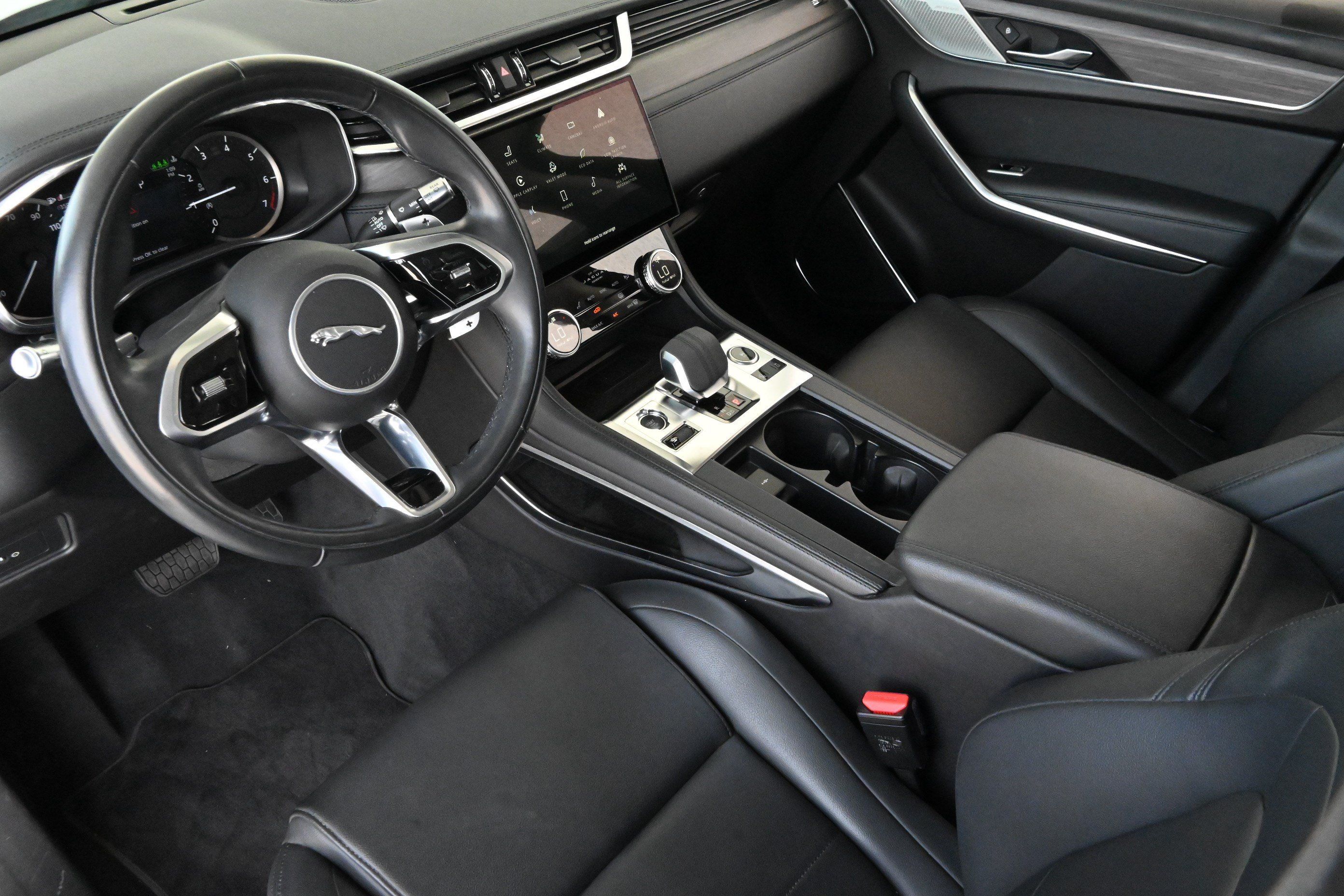 Used 2022 Jaguar F-PACE AWD/4WD image 14