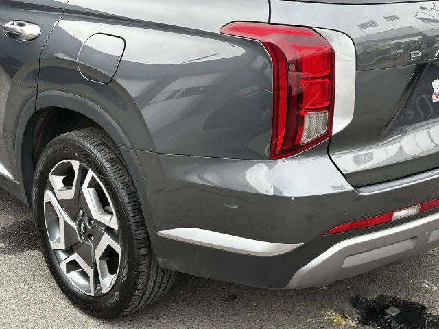 Used 2023 Hyundai Palisade SEL AWD/4WD image 10