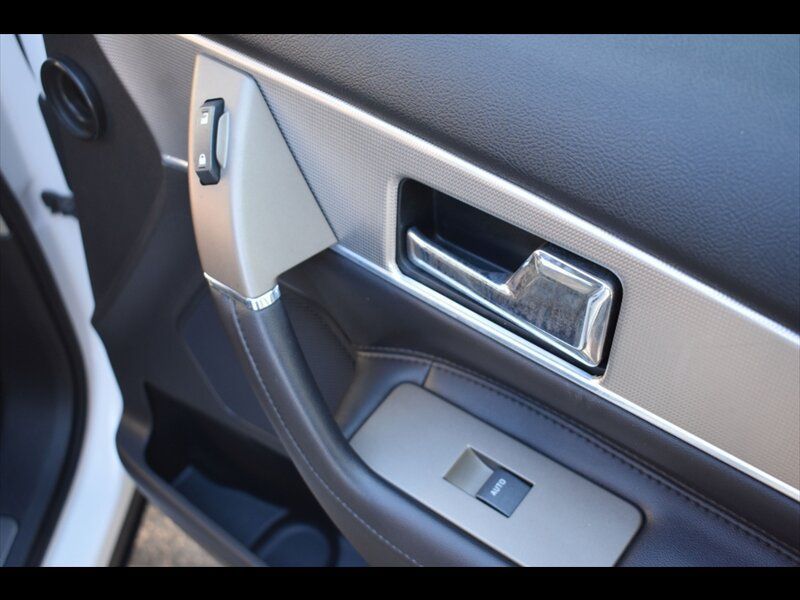 Used 2013 Lincoln MKX AWD image 35