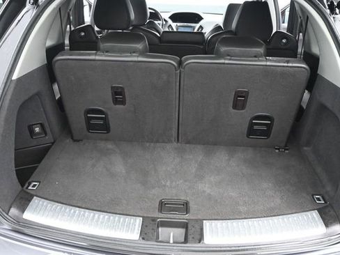 Used 2019 Acura MDX FWD image 17