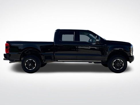Used 2025 Ford F250 Lariat w/ Lariat Ultimate Package AWD/4WD image 8