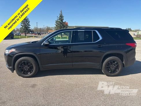 Used 2020 Chevrolet Traverse LT w/ Driver Confidence II Package image 3
