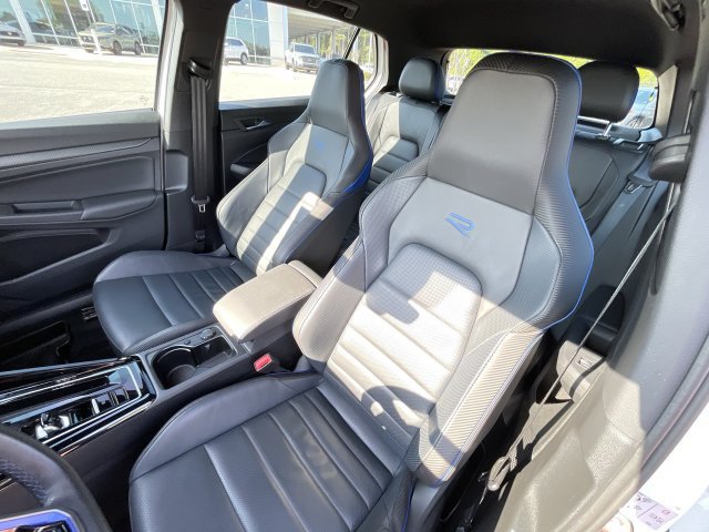 Used 2024 Volkswagen Golf R AWD/4WD image 13