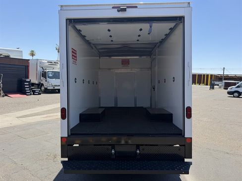 Used 2023 Ford Transit 350 DRW RWD image 8
