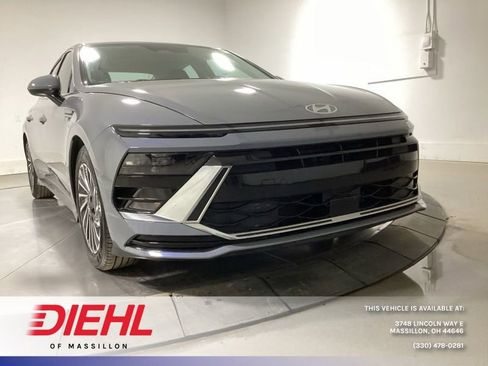 Used 2025 Hyundai Sonata SEL image 1