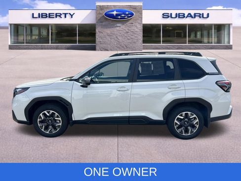 Used 2026 Subaru Forester Premium AWD/4WD image 3