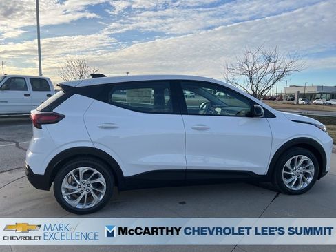 New 2027 Chevrolet Bolt LT image 9