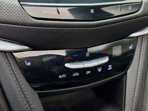 Used 2021 Cadillac XT5 Premium Luxury image 17