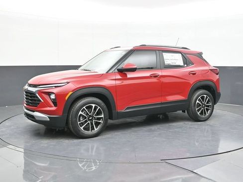 New 2026 Chevrolet TrailBlazer LT w/ Convenience Package FWD image 5