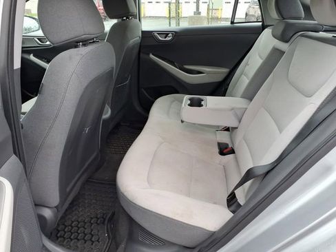 Used 2021 Hyundai Ioniq SE FWD image 20