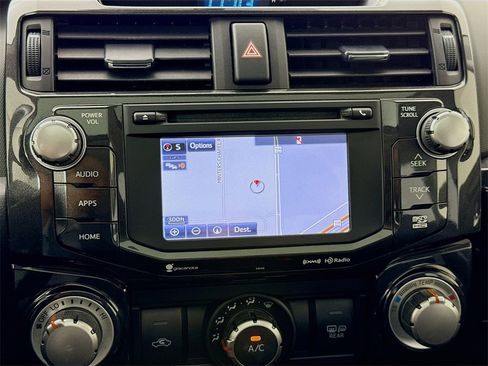 Used 2018 Toyota 4Runner TRD Off-Road Premium image 18