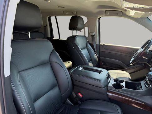 Used 2019 GMC Yukon XL SLE w/ Convenience Package image 35