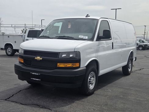 New 2025 Chevrolet Express 2500 w/ Driver Convenience Package image 4
