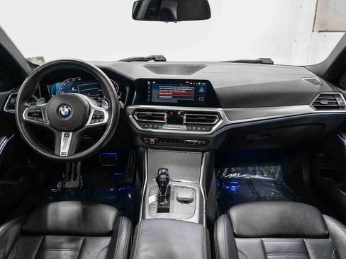 Used 2019 BMW 330i Sedan w/ M Sport Package RWD image 12