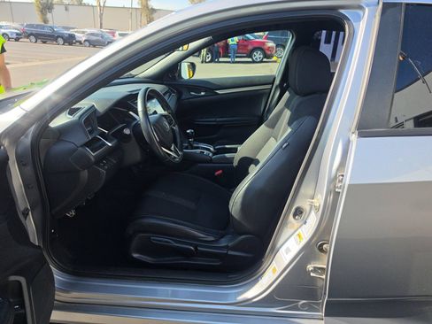 Used 2019 Honda Civic Sport image 10