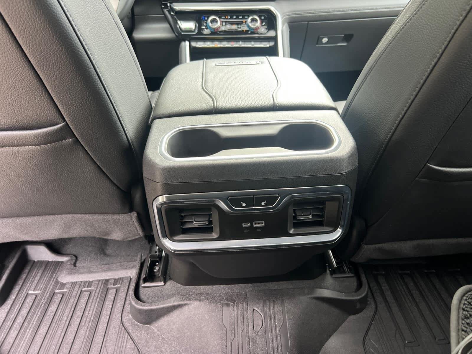 Certified 2026 GMC Sierra 2500 Denali w/ Denali Reserve Package AWD/4WD image 30
