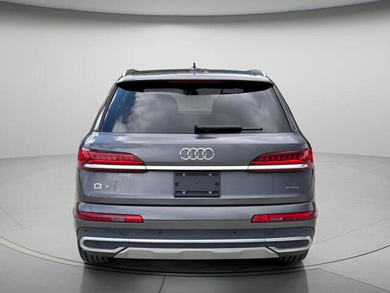 Used 2023 Audi Q7 2.0T Premium Plus w/ Premium Plus Package AWD/4WD image 6