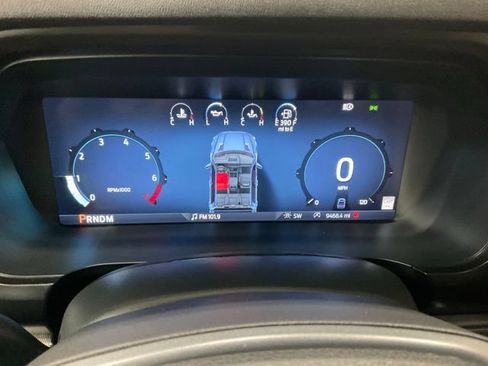 Used 2025 Ford F150 Lariat w/ Equipment Group 502A High AWD/4WD image 10