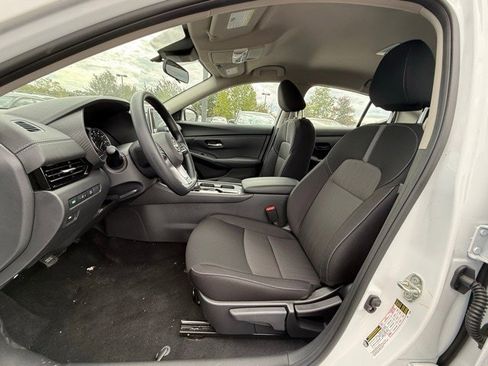 New 2025 Nissan Sentra SV image 12