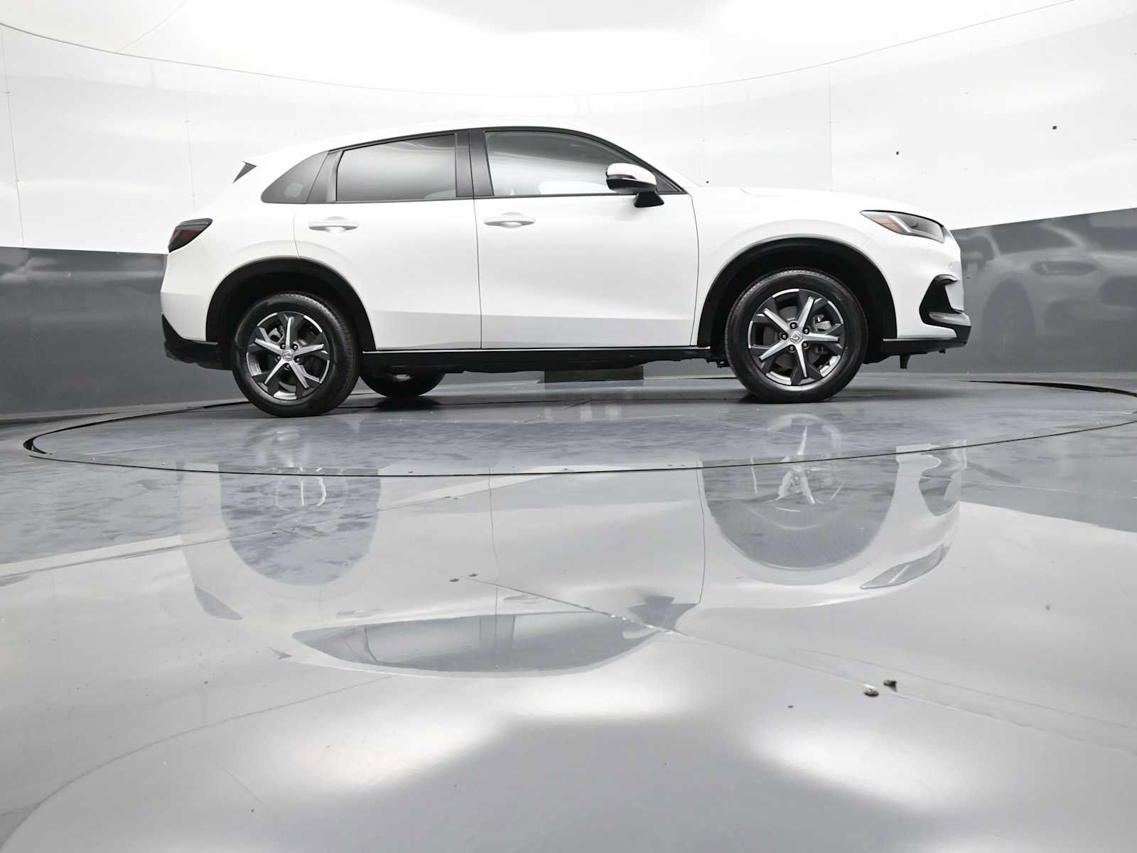 Certified 2023 Honda HR-V EX-L image 26