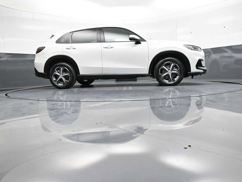 Used 2023 Honda HR-V EX-L image 26